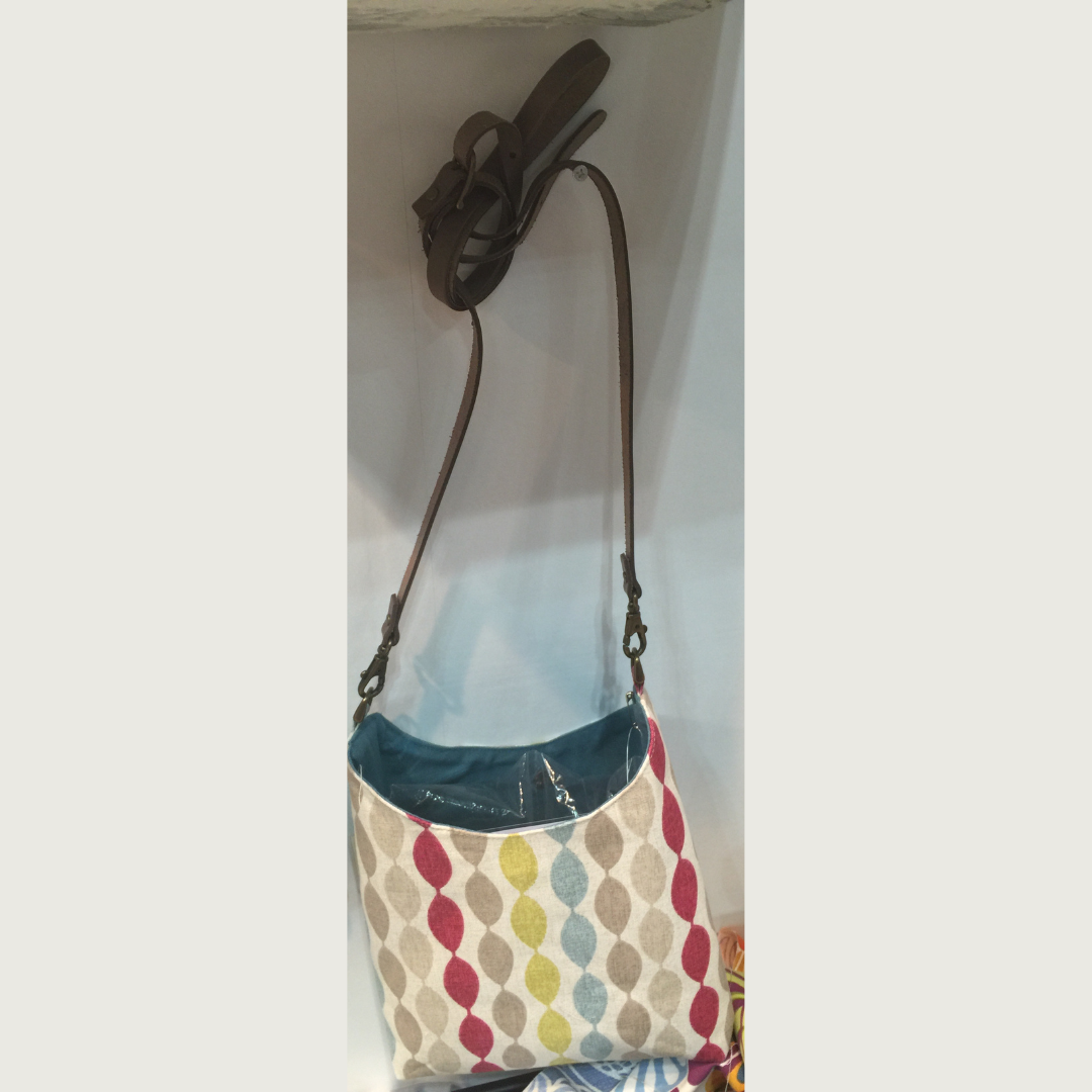 レザーショルダーストラップ 10mm × 105～125cm