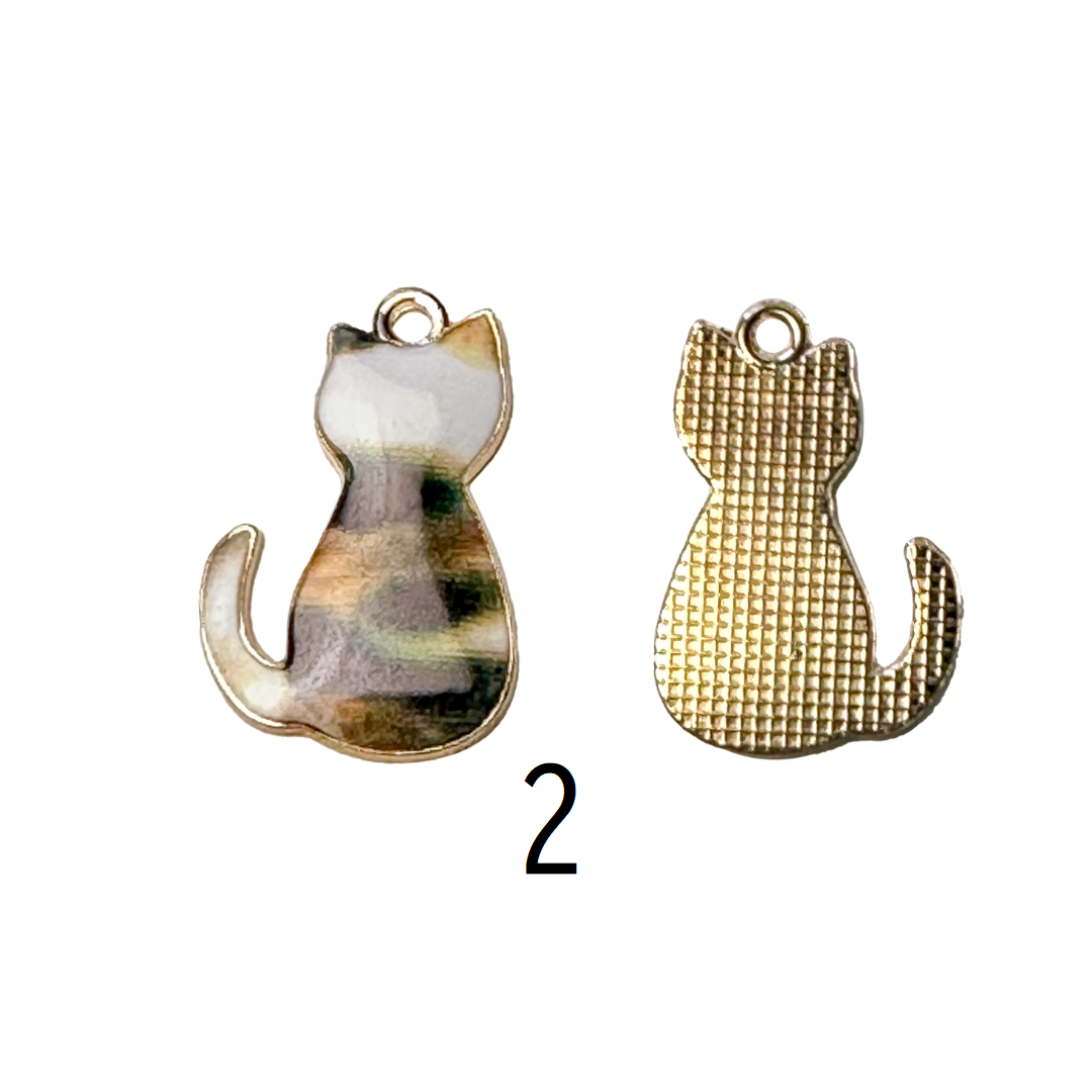 猫チャーム 12mm × 22mm