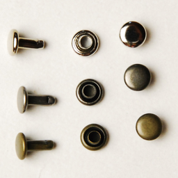 リベット 7mm 脚 (10個入り) Ø4mm × 7mm