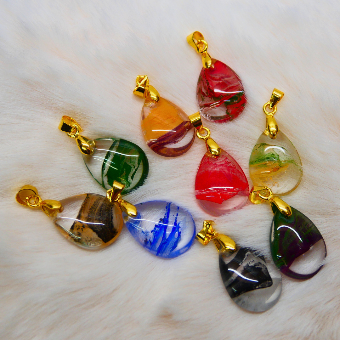 Teardrop Glass Bead Charm – 13mm × 18mm (1 pc)
